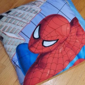 Comforter boys size twin used good condition
